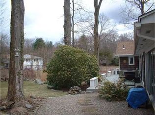 81 Mayfield Rd, Waterbury, CT 06708