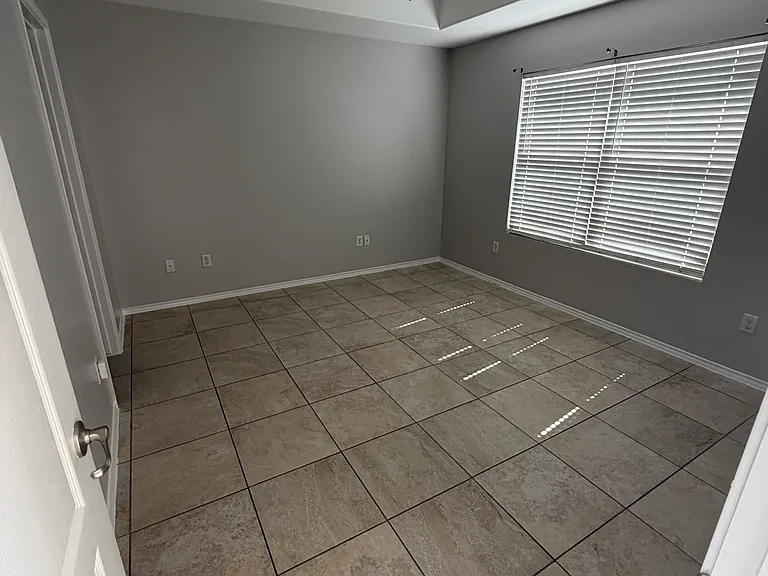 4422 Wild Flower Ave — Photo 7