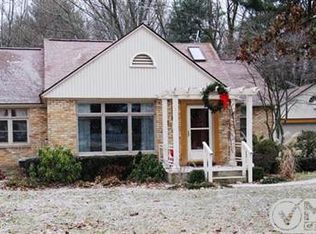 593 Howard Ave, Holland, MI 49424