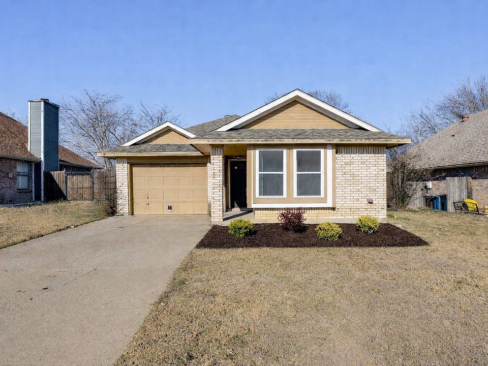 1st image of 10204 Leatherwood Dr