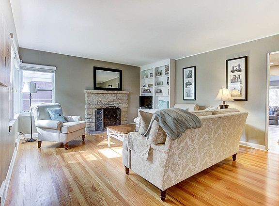 3rd image of 742 N Kensington Ave