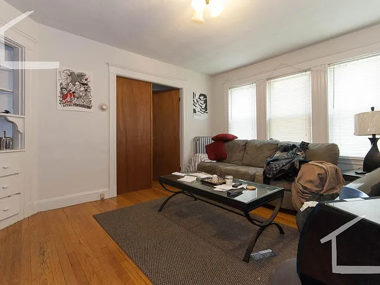 64 Euston Rd #1 — Photo 6