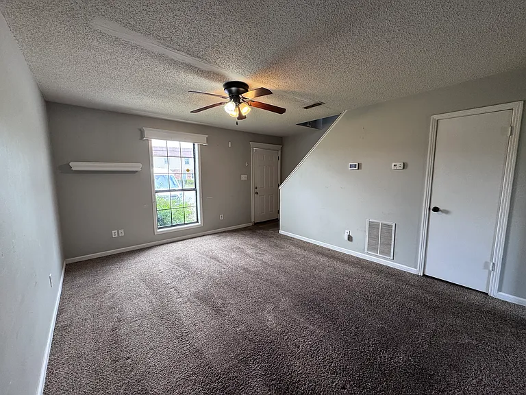 123 Stephanie Dr #H — Photo 5