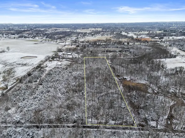 9997 Hensley Ln, Richmond, KY 40475