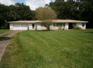 6713 E Bayou Dr, Hitchcock, TX 77563