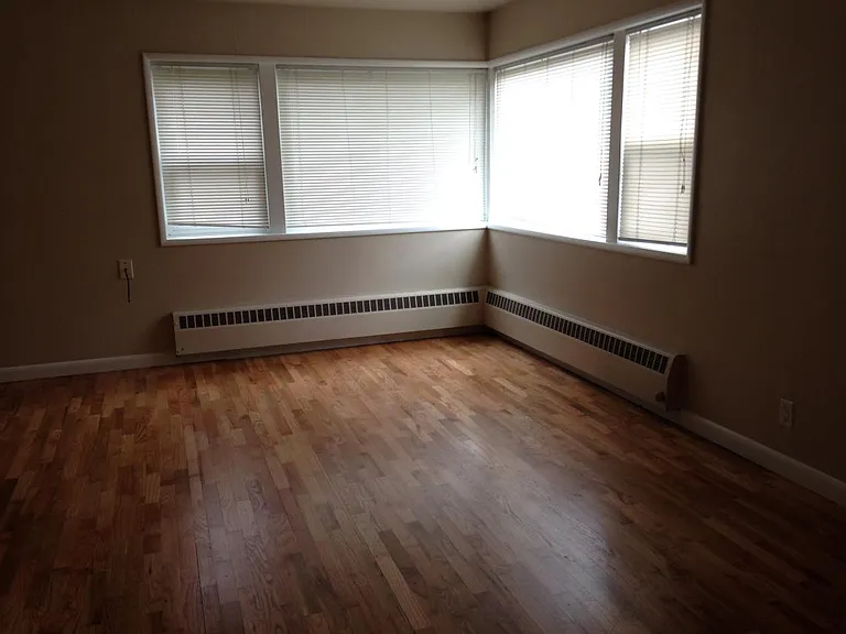 5243 22nd Ave NE #2 — Photo 6