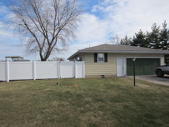 2nd image of 12203 E Gregg Blvd