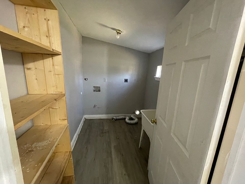 1st image of 2403 W Southcross Blvd