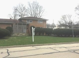 240 E 7th Ave, Naperville, IL