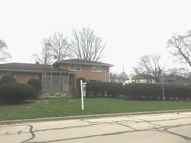240 E 7th Ave photo 1