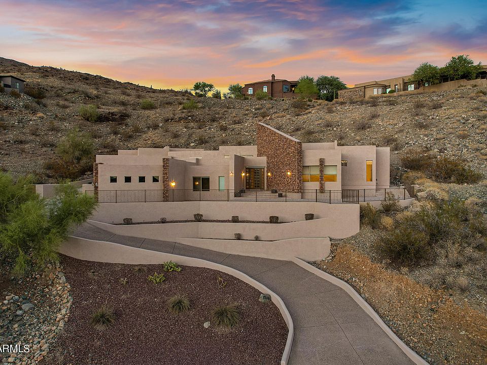 1st image of 2118 E CLUBHOUSE Drive