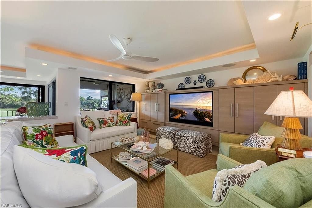 107 Clubhouse LN #391