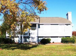2820 Darton Dr, Richmond, VA 23223