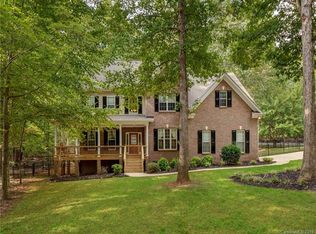 2006 Wedgewood Dr, Matthews, NC 28104