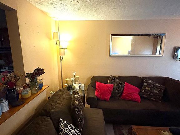 3rd image of 3071 Heathcote Rd