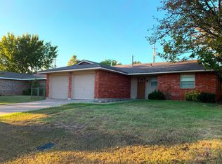 7303 NW Compass Dr, Lawton, OK 73505