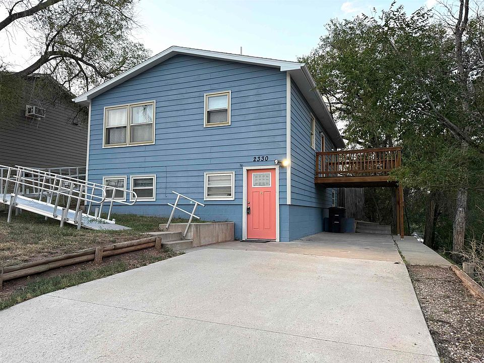 1st image of 2330 Lincoln Ave