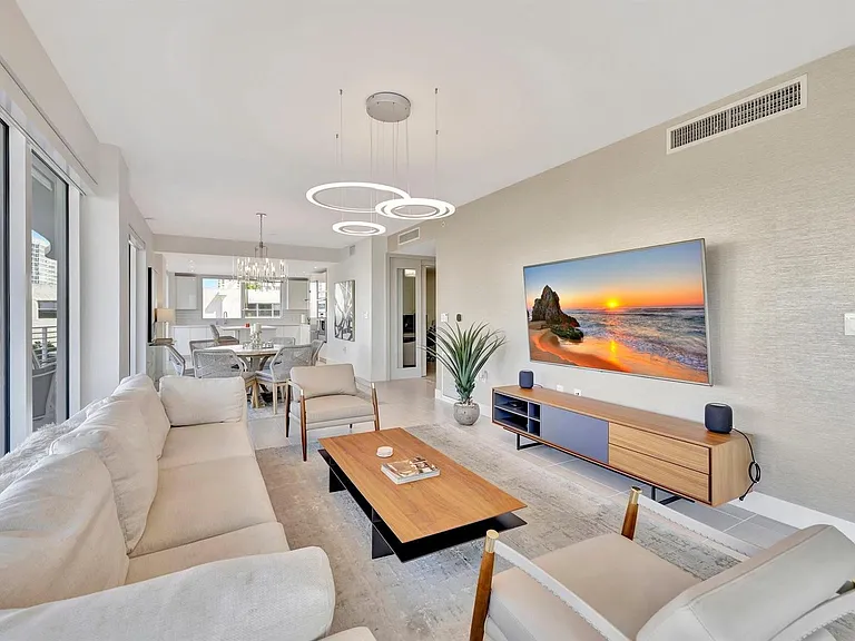 612 Bayshore Dr #301 — Photo 16