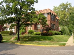 1101 Ralph Ter FLOOR 2, Saint Louis, MO 63117