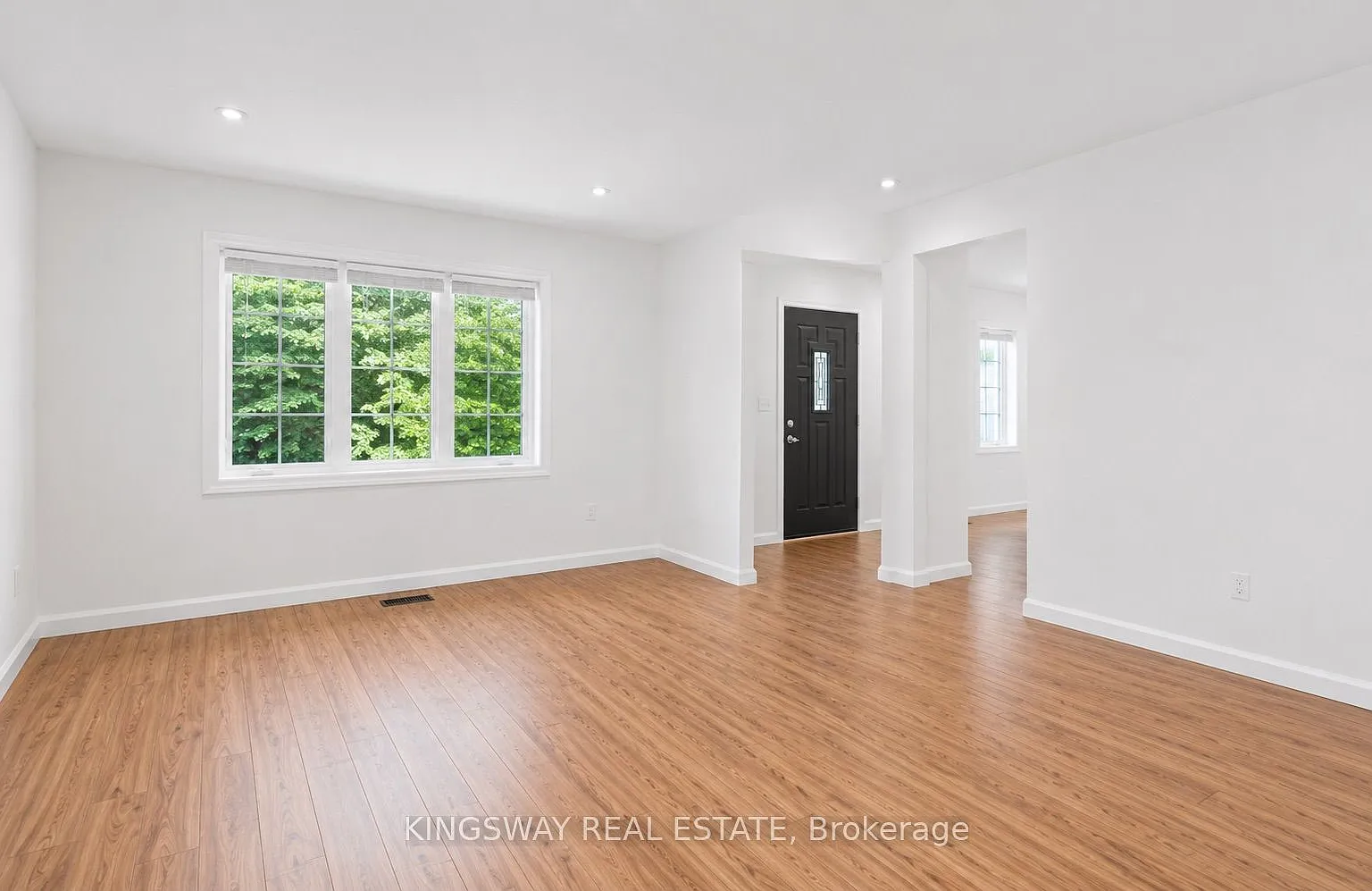 3 bed, $2,850 — Photo 3