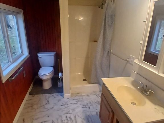 4th image of 4891 McMaster Rd