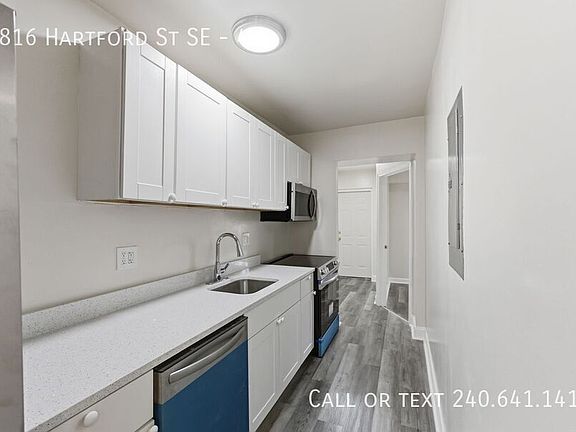 4th image of 2816 Hartford St SE #4
