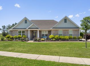 369 Brushed Dune Cir, Freeport, FL 32439