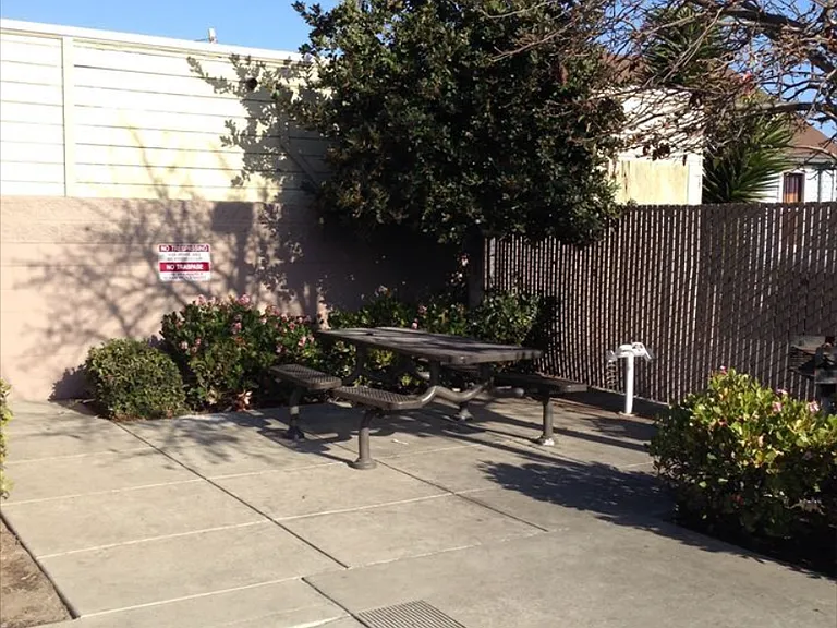 202 E Lake Ave #208 — Photo 14