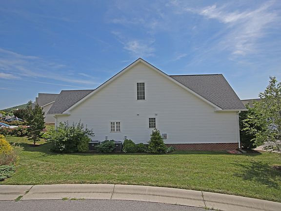 4th image of 2508 Sassafras Cir