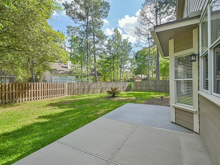 2 Willow Point Pl — Photo 35