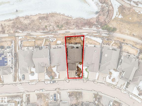 5th image of 876 Hodgins Rd NW