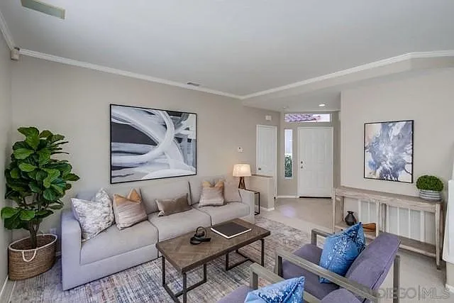 9463 Compass Point Dr S — Photo 4