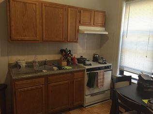 2821 35th St APT 2R, Astoria, NY 11103