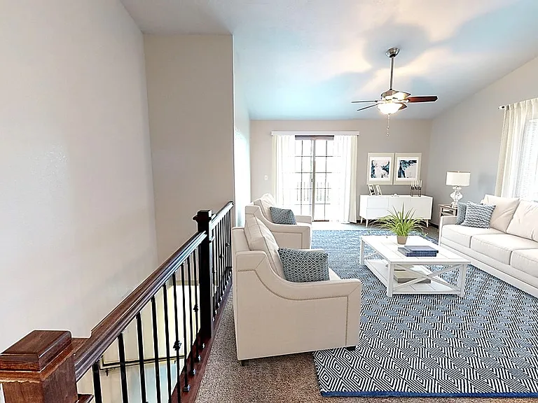 Horizon Properties — Photo 26
