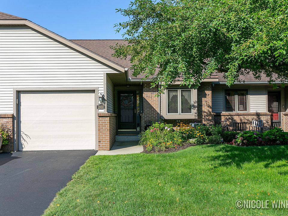 1st image of 1868 Lakeview Dr