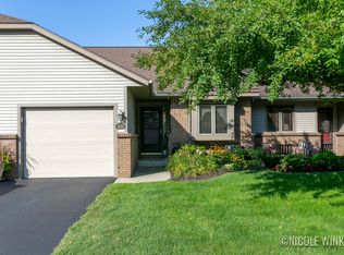 1868 Lakeview Dr, Zeeland, MI 49464