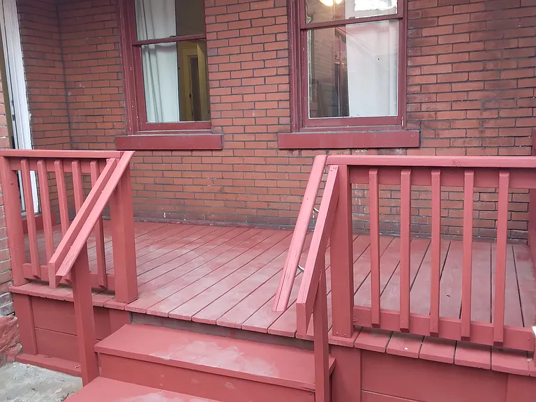 404 2nd St #1 — Photo 23
