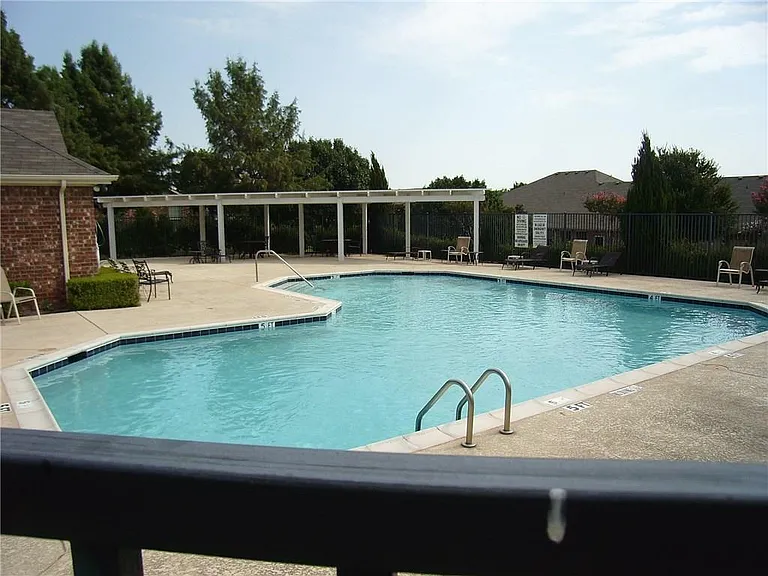9900 Monastery Dr — Photo 18