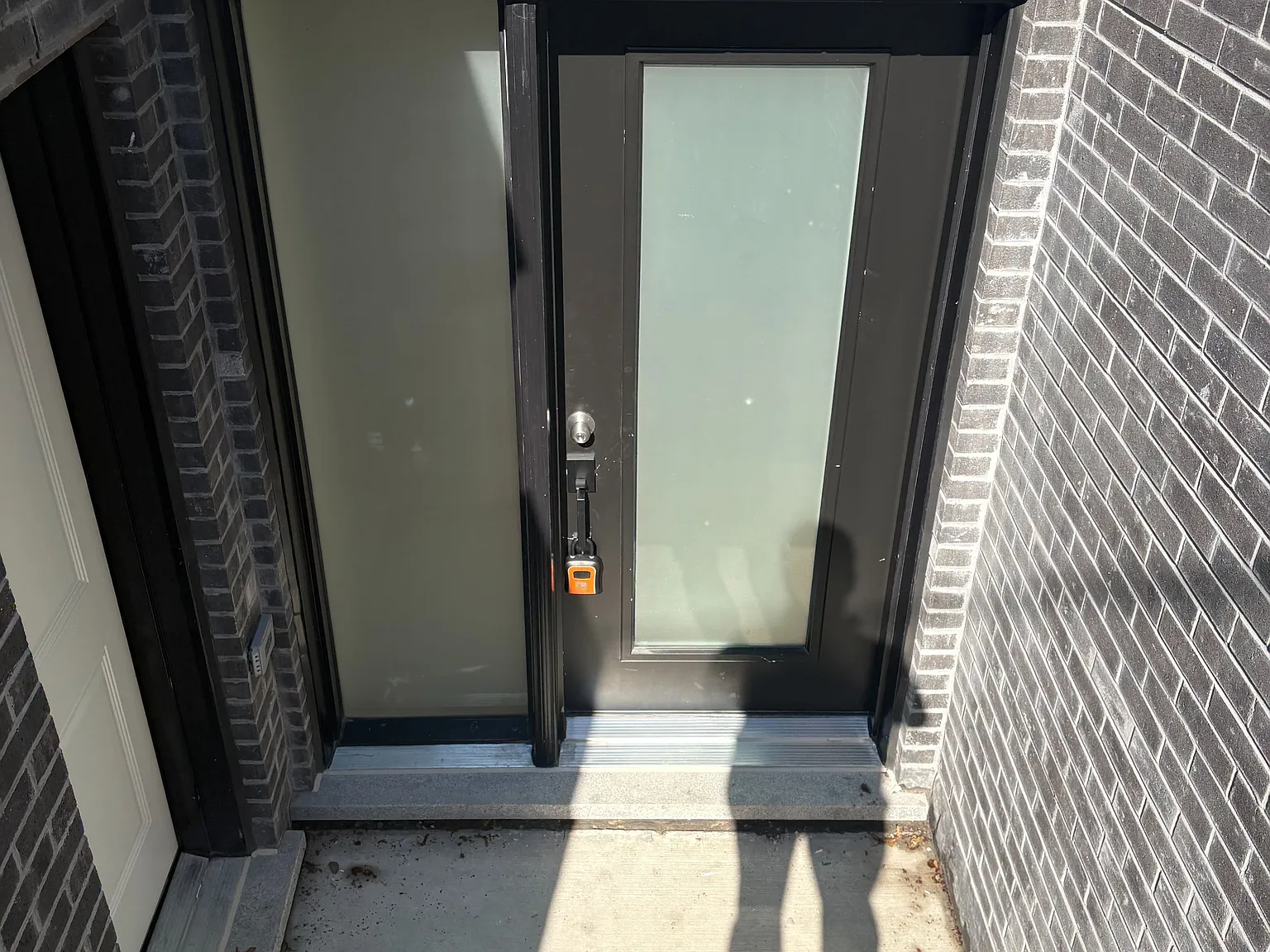 1 bed, $2,000 — Photo 3