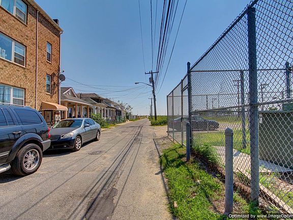 2nd image of 168 Marvin St
