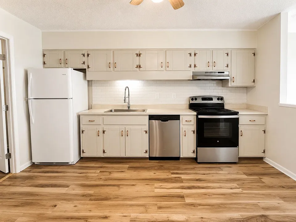 3973 Teakwood Dr #3971