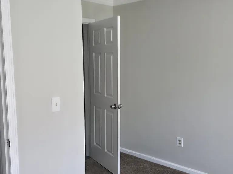 22 Chamberlain St #22 — Photo 9
