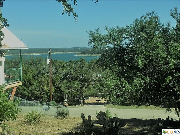2nd image of 1228 Lakeside Dr W