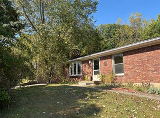 1513 Dawn Dr, Louisville, KY 40216