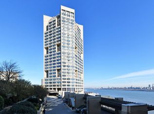7004 Boulevard East #31B, West New York, NJ 07093