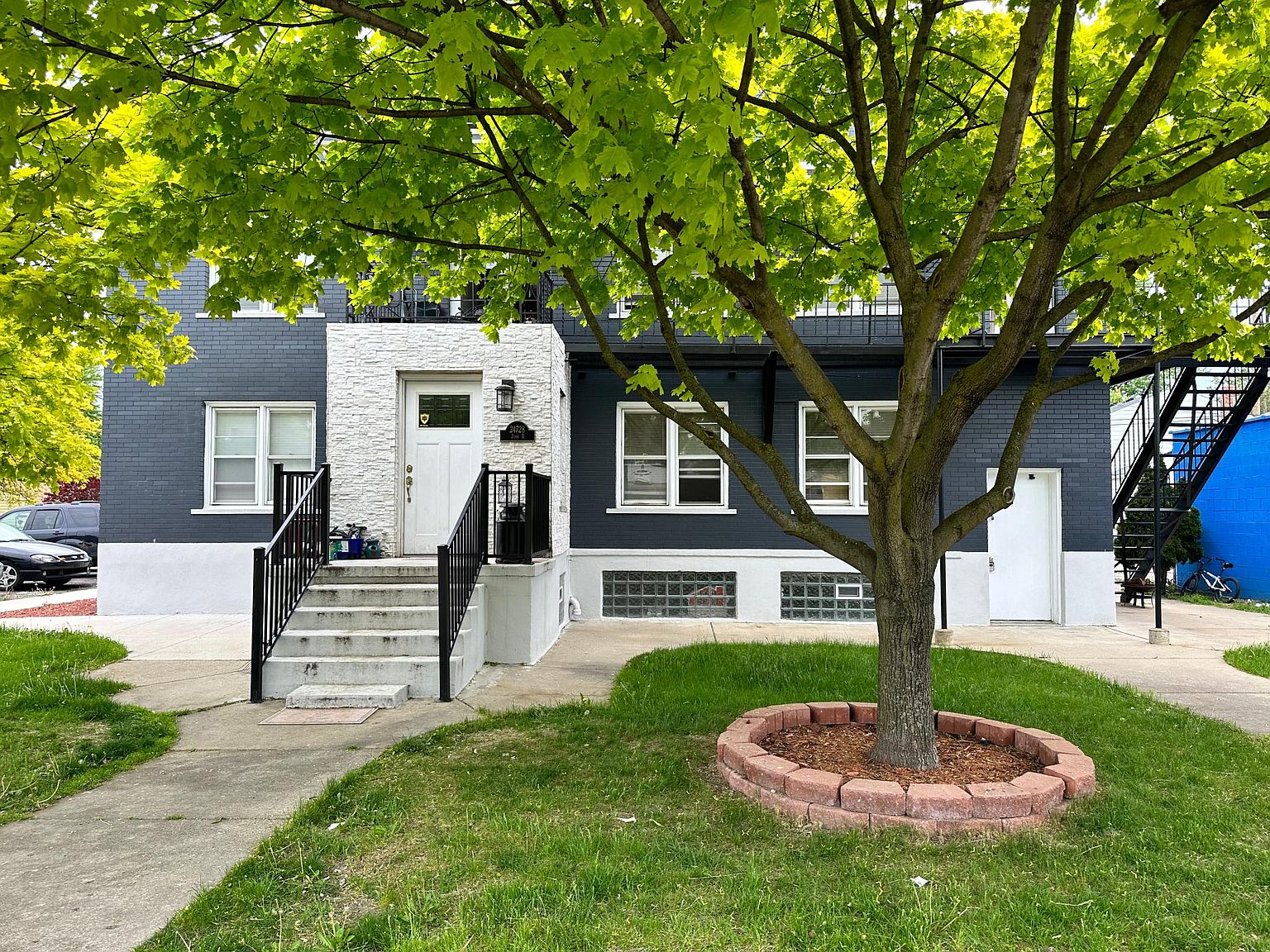 24728 John R Rd APT 3, Hazel Park, MI 48030 | Zillow