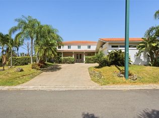 451 Camino Guajataca, Dorado, PR 00646