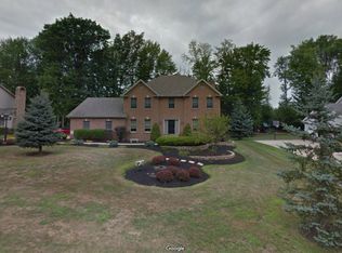 2855 Fallehn Dr, Cortland, OH
