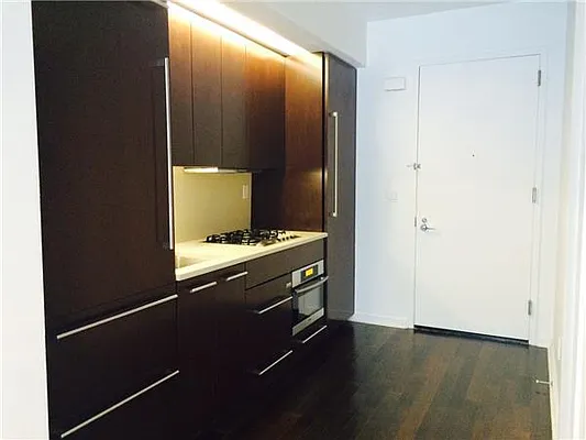 Rented by RELO REDAC INC. | media 2