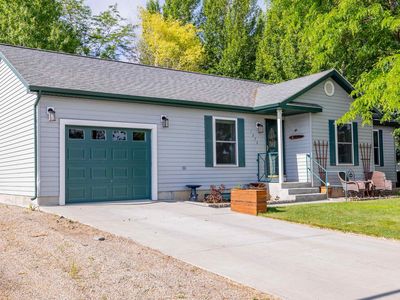 1272 7th St, Powell, WY, 82435